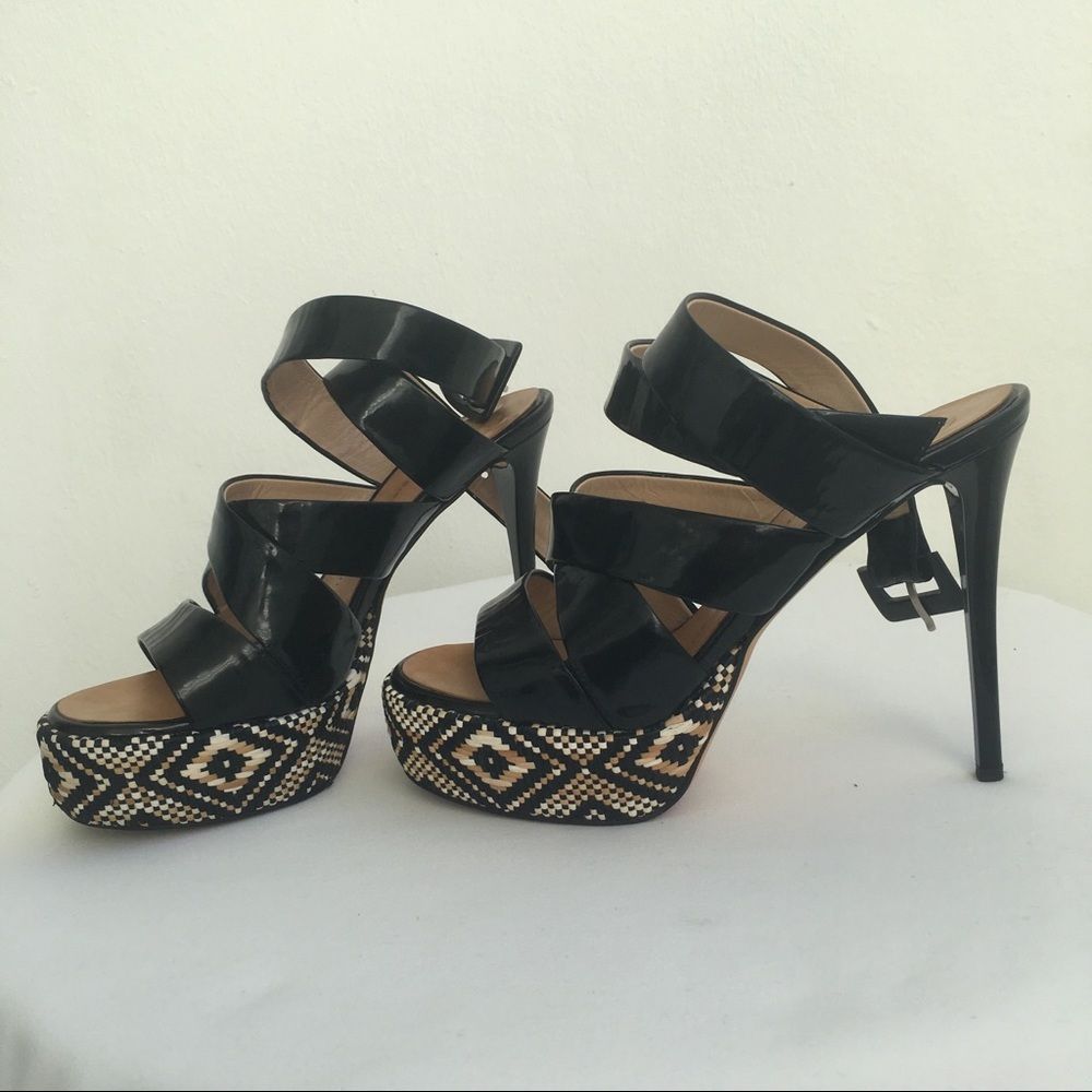 Giuseppe zanotti sandal size 37.1/2